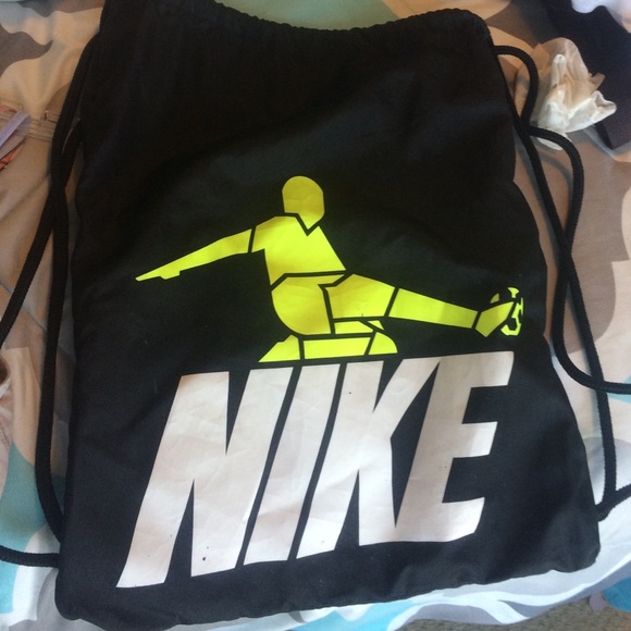 Nike drawstring bag