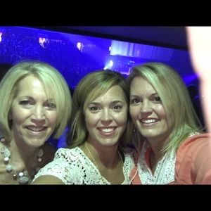 Meet your Posher, Christy