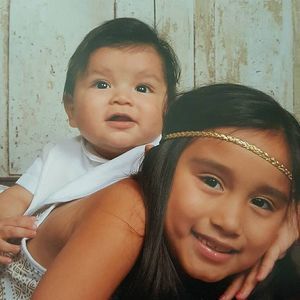 Meet your Posher, Elvira