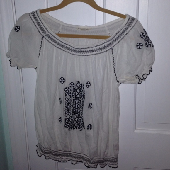 American Eagle shirt