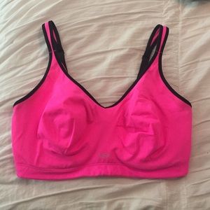 Victoria's Secret VSX Sports Bra 34DDD
