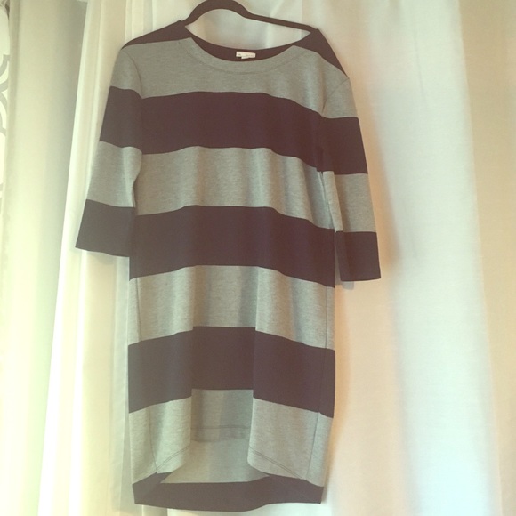 Gap grey and Navy blue jersey material dress.