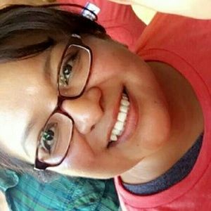 Meet your Posher, Carmella