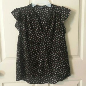 NWOT floral blouse