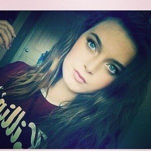 Meet your Posher, Hailey