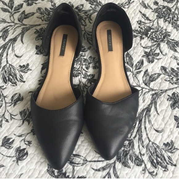 Black pointy d'orsay flats