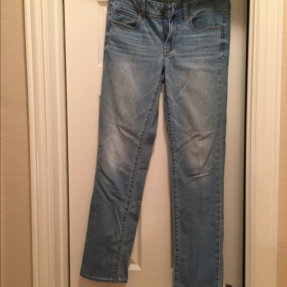 American Eagle straight super stretch jeans.