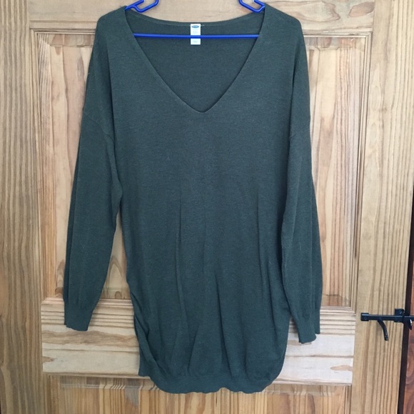 Old Navy Maternity top