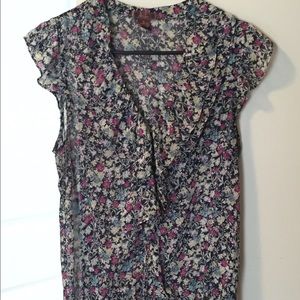 SALE! - Sleeveless Sheer Floral Blouse w Ruffles