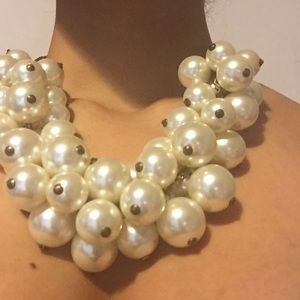 Statement Faux Pearls Necklace