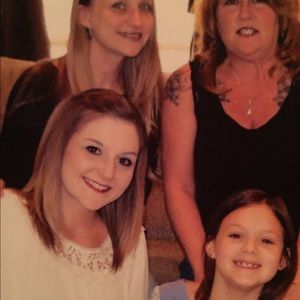 Meet your Posher, Robin