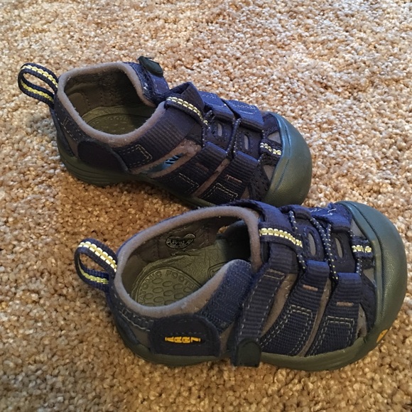 Keen waterproof sandal