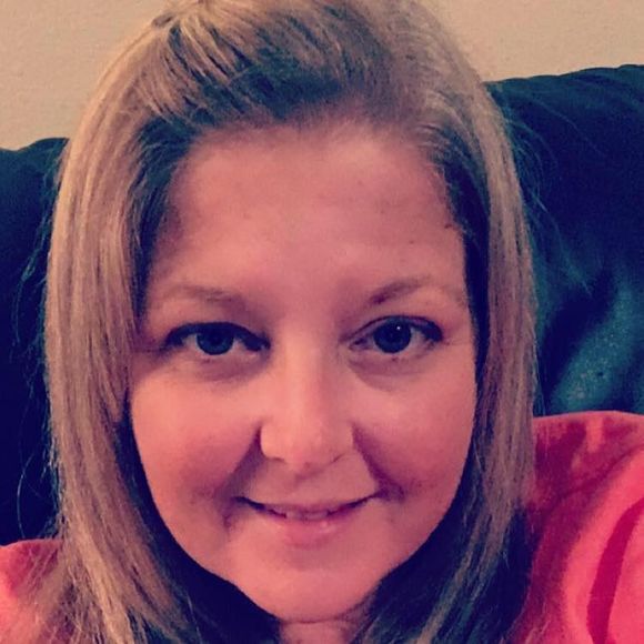 Meet your Posher, Danielle - Picture 1 of 1