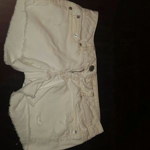 White american eagle shorts