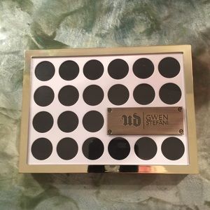 Urban decay Gwen stefani pallete
