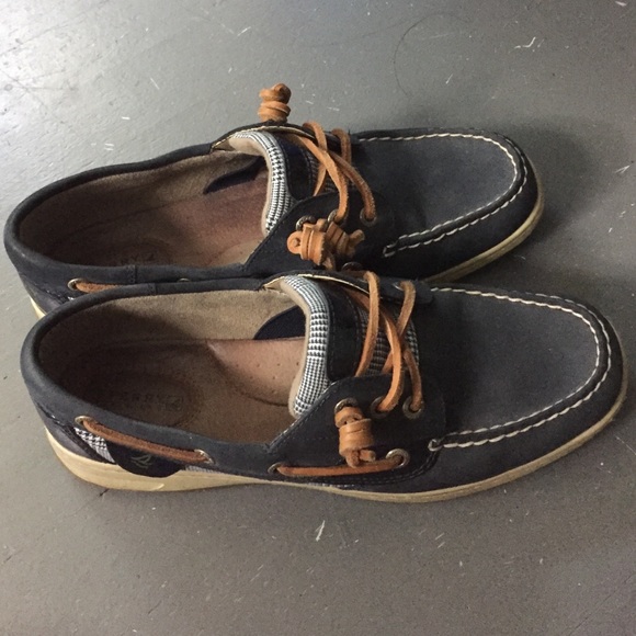 Sperry top-sider boat shoes