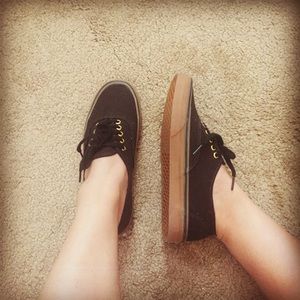 Black VANS w/Gum Bottoms