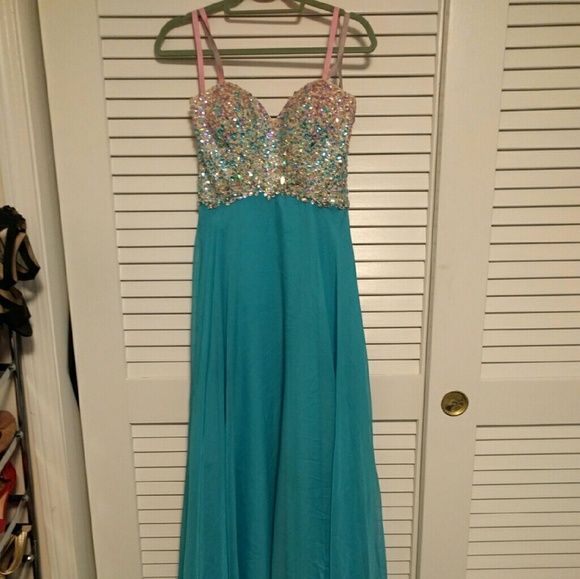 Prom dress