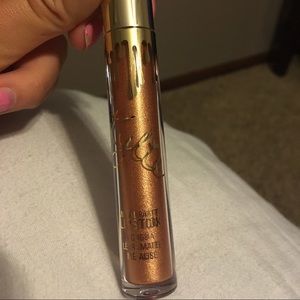 Kylie lord metal matte