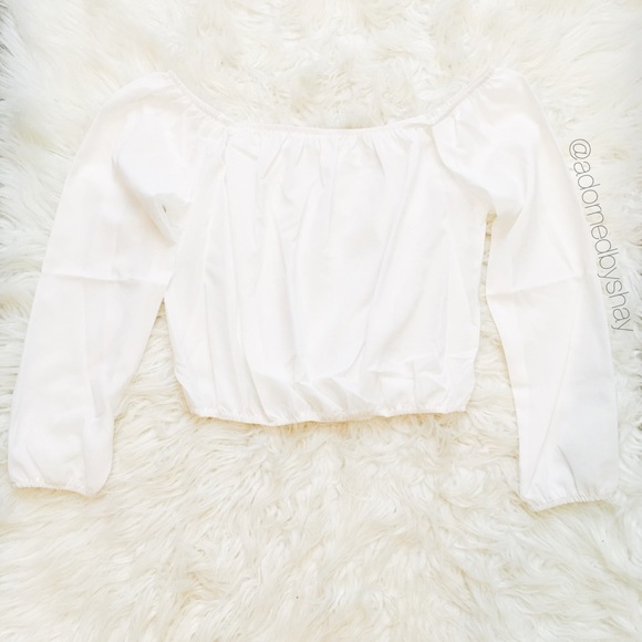 White Off the Shoulder Boho Crop Top - Picture 4 of 4