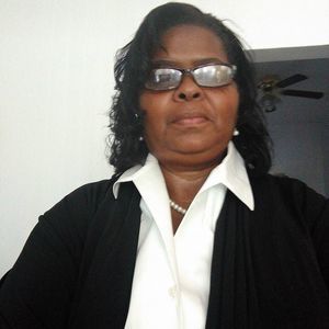 Meet your Posher, Denise