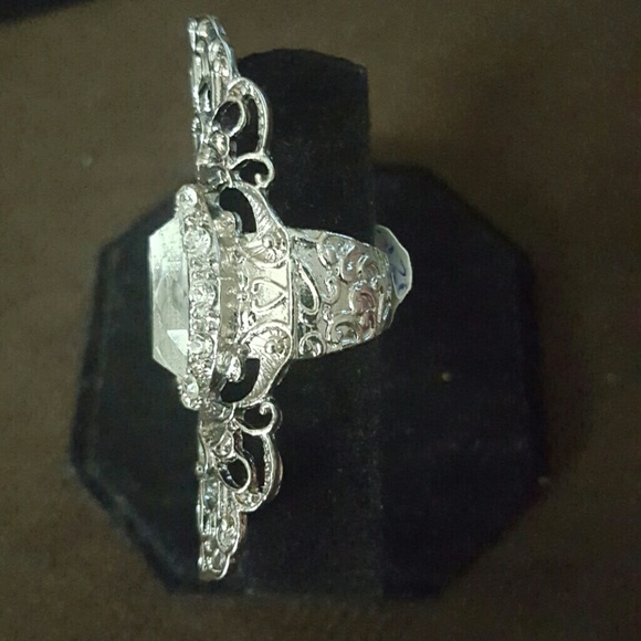 Ring - Picture 2 of 2