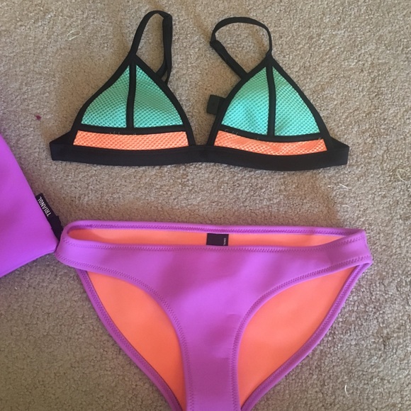 Triangl bikini Bambi sugarplum