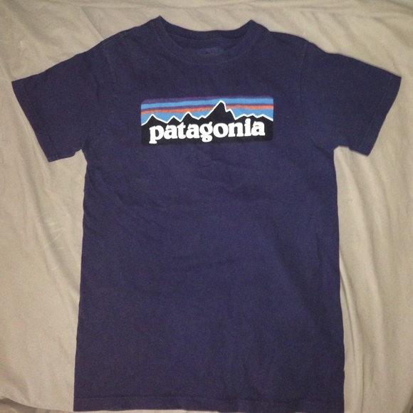 navy blue Patagonia logo tee