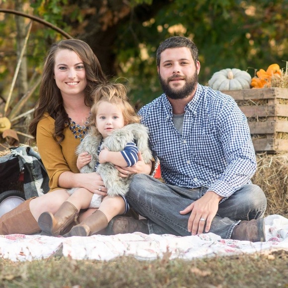 Meet your Posher, Krista - Picture 2 of 6