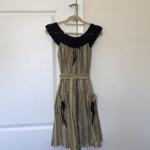 EVA FRANCO_peasant dress w/front pockets