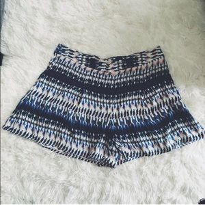 Patterned shorts