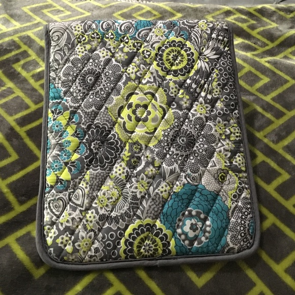 iPad case - Picture 3 of 3