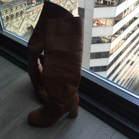 Chanel knee high boots size 37.5 - Picture 4 of 4