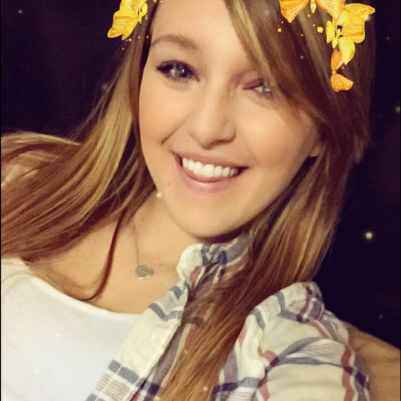 Meet your Posher, Miranda - Picture 4 of 4