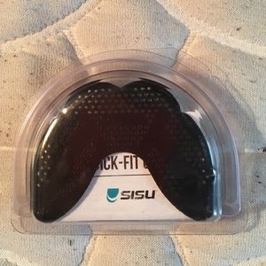Brand new SISU mouth guard.