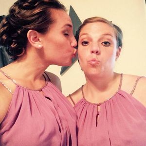 Meet your Posher, Lois