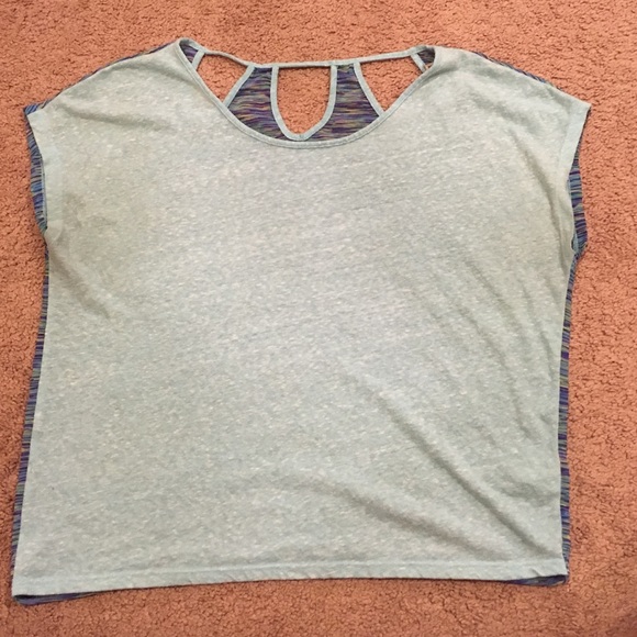 Reversible top
