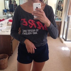 Sliming Wide Neck Dare Shirt