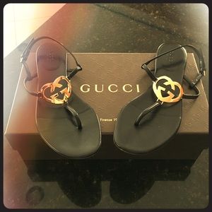GUCCI Thong Flat Black and Gold Size 36.5