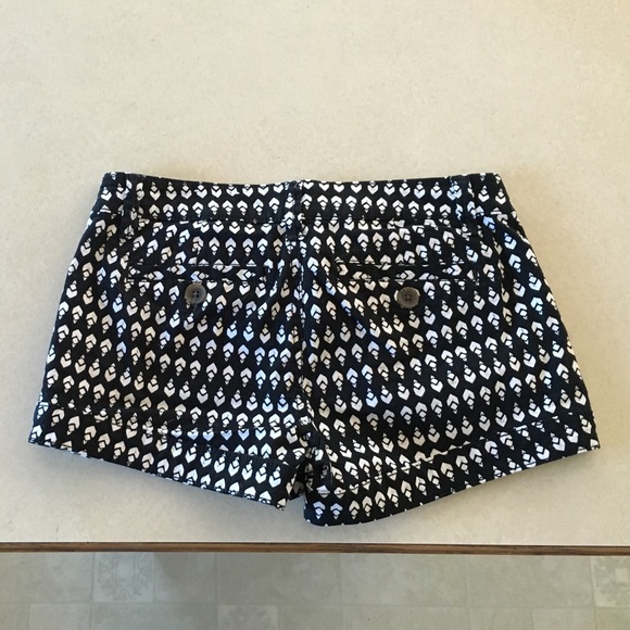 Patterned shorts - Picture 2 of 4