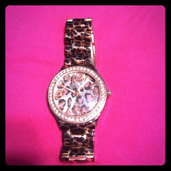 Geneva leopard print watch! Perfect accessory