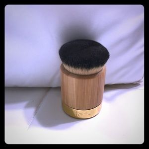 Tarte powder brush