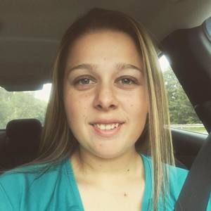 Meet your Posher, Kaitlyn