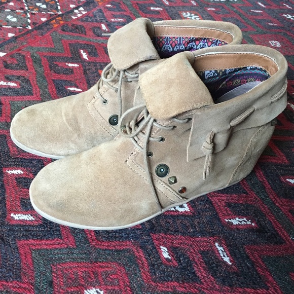 DV Dolce Vita Wedge Boot with Sneaker Sole