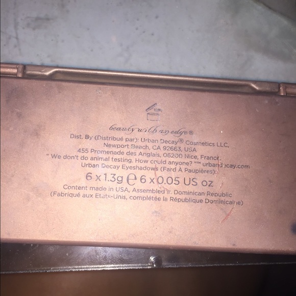 URBAN DECAY Naked Basics pallet - Picture 2 of 3