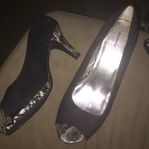 Shoes size 13