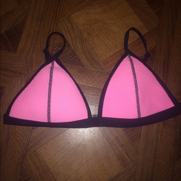 Triangl bikini top
