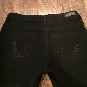 James Jeans NWOT Dry Aged Denim "Tom"  Black TALL