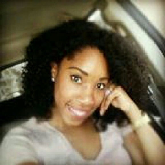 Meet your Posher, Shanay - Picture 1 of 1