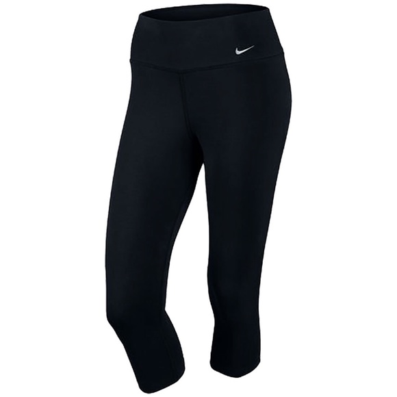 SALE! NWT Nike black dri fit crop leggings small